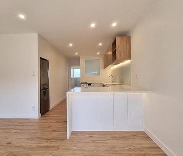 Full renovated Mission Bay apartment - Photo 5