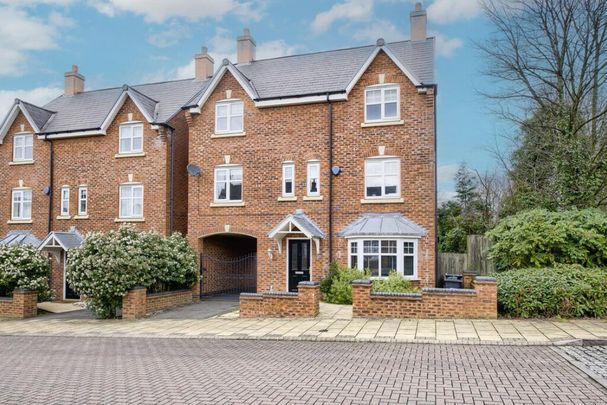 Room in a Shared House, Cardinal Close, B17 - Photo 1