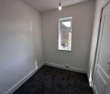 Belton Grove, Grimsby, DN33 - Photo 5