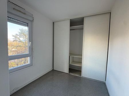Appartement fonctionnel avec belle vue sur les montagnes - Villeneuve - Grenoble - Photo 4