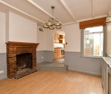 2 bedroom terraced house to rent - Photo 3