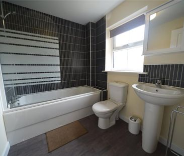 4 bedroom detached house to rent - Photo 6