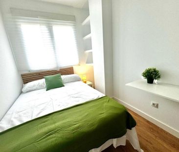 Avenida del Manzanares, Madrid, Community of Madrid 28011 - Photo 4