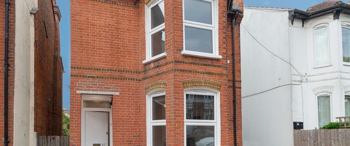Cambridge Road - Photo 1