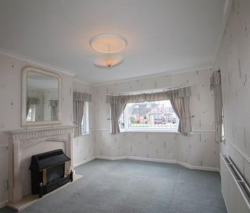 3 bedroom semi-detached bungalow to rent - Photo 6