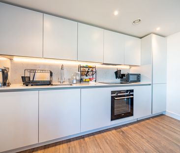 The Waterside Apartments, Pavilion Road, NG2 - Photo 2