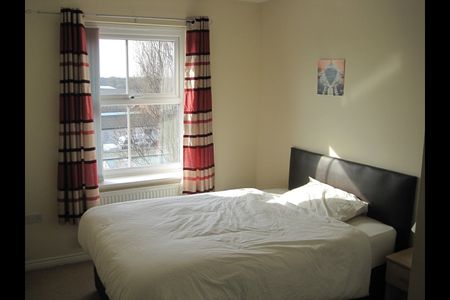 2 Bed Flat, Mater Close, L9 - Photo 4