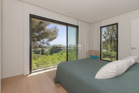 Villa Contemporaine -La Croix-Valmer - secteur Gigaro, vue mer . - Photo 3