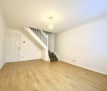 2 bedroom semi-detached house to rent - Photo 2