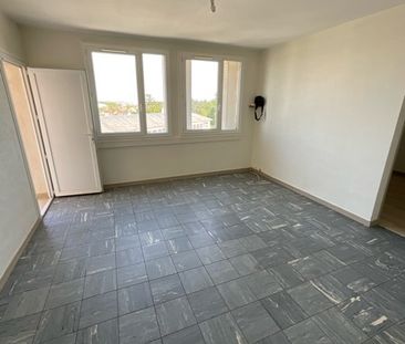 Location Appartement 3 pièces 57m² BOURGES 18000 - Photo 1