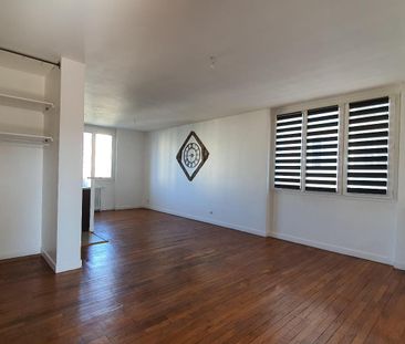 Location Appartement 3 pièces 67m² LE HAVRE 76600 - Photo 2
