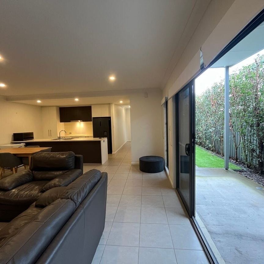 Coomera - Photo 1