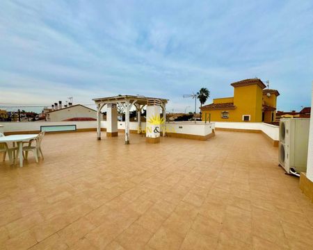 4 BEDROOM VILLA - TORRE DE LA HORADADA - Photo 5