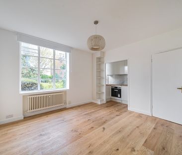 flat to rent - Photo 2