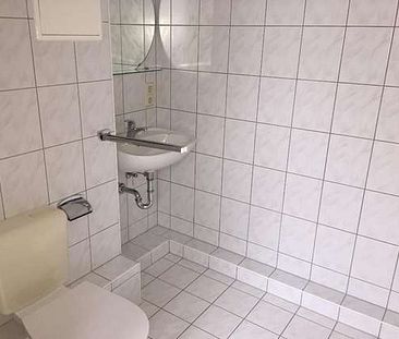 Helle, große 2 Raum Wohnung mit Stellplatz in der Nähe des Stausees zu vermieten - Photo 2