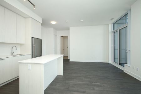 For Lease - 5 Mabelle Avenue Unit# PH36, Toronto, Ontario - Photo 2