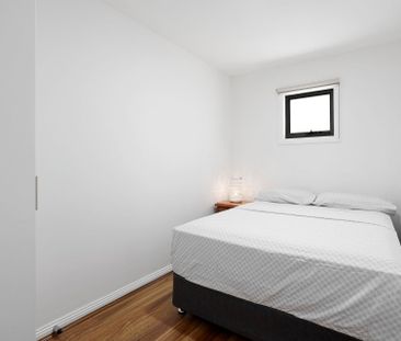 Fully furnished delight! - Photo 2