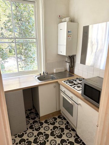 2 bedroom apartment to rent - Photo 5