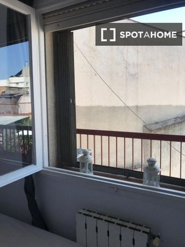 barcelona, Catalonia 08002 - Photo 2