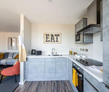 2 bedroom apartment to rent - Photo 4