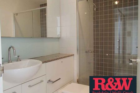 408/4 Brodie Spark Drive Wolli Creek - Photo 5