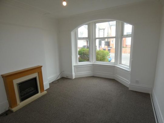 1 bedroom ground floor flat to rent - Photo 1