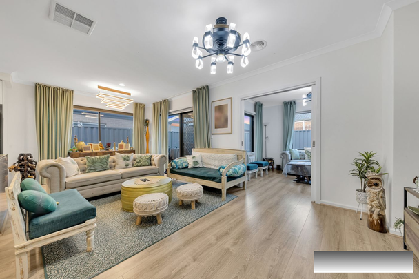 Stunning Family Haven with Expansive Living Spaces! - Photo 1