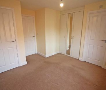 3 bedroom semi-detached house to rent - Photo 6