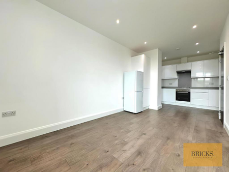 2 bedroom apartment to rent - Photo 2