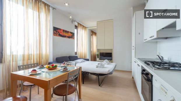 milan, Lombardy 20135 - Photo 1