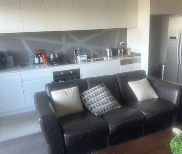 Essendon North - Photo 3