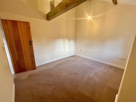 Winsford, Darnhall - Photo 3