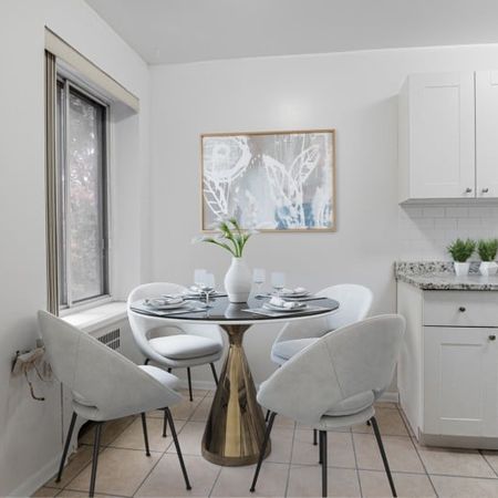 117 Old Forest Hill Road & 725 Eglinton Avenue West - Photo 4