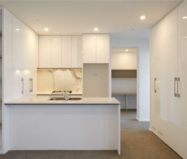 2811/560 Lonsdale Street - Photo 4