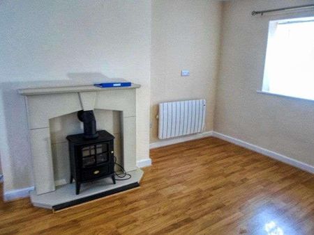 Hendre Street, Caernarfon, LL55 - Photo 3