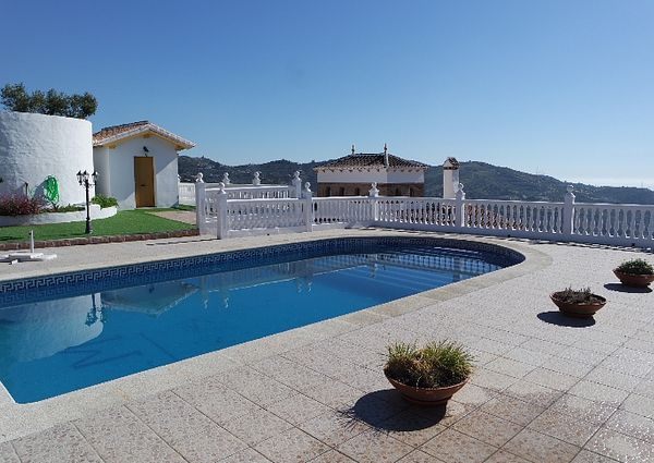 Country Home for rent in Torrox