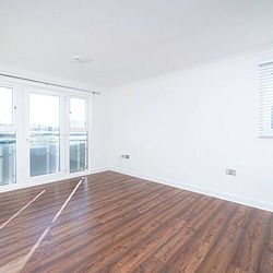 Whiting Crescent, Faversham, ME13 7WB, Kent - Photo 2