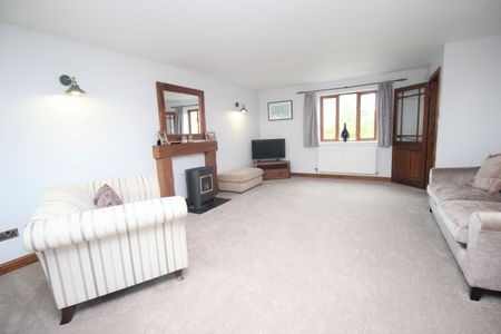 The Old Byre, Bradmore - Photo 2