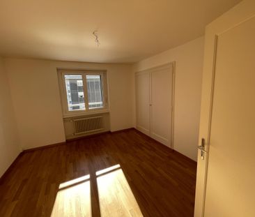 Rue du Bois-Noir 33 - appartement 2ème Est - Photo 2