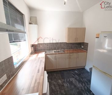 4 Bedroom Flat - Photo 2