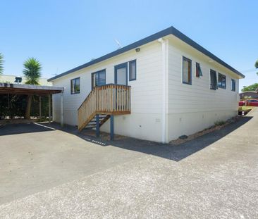 Perfect on Percy - Papamoa - Photo 3