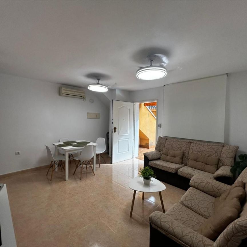 Piso de alquiler en Calle del Río Nervión, 14, Los Narejos - Punta Calera - Photo 1