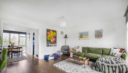 2 bedroom maisonette to rent - Photo 3