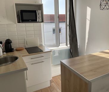 Location Appartement 1 pièce 23m² - Photo 4