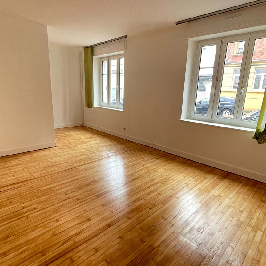 Location Appartement 3 pièces 76m² - Photo 1