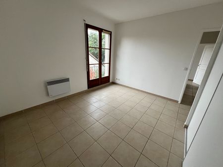 Location appartement 3 pièces, 74.53m², Nîmes - Photo 3