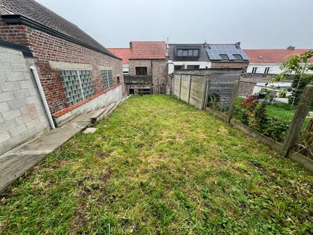 Ruime rijwoning met 3 slpks, terras en tuin in het gezellige Hoegaarden - Foto 4