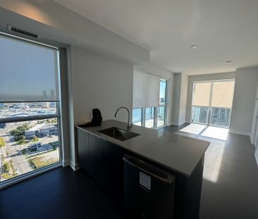 For Lease - 4130 Parkside Village Drive Unit# 3306, Mississauga, On... - Photo 4