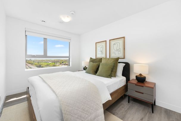 For Lease - 100 Manett Crescent Unit# 404, Brampton, Ontario - Photo 1