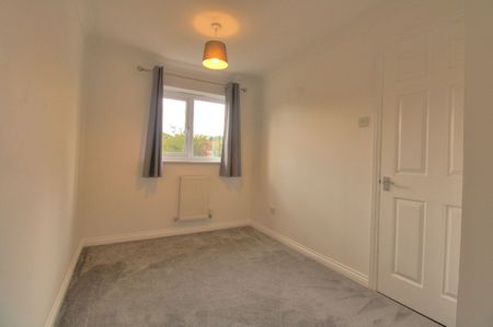 Dewar Lane, Kesgrave, Ipswich - Photo 3